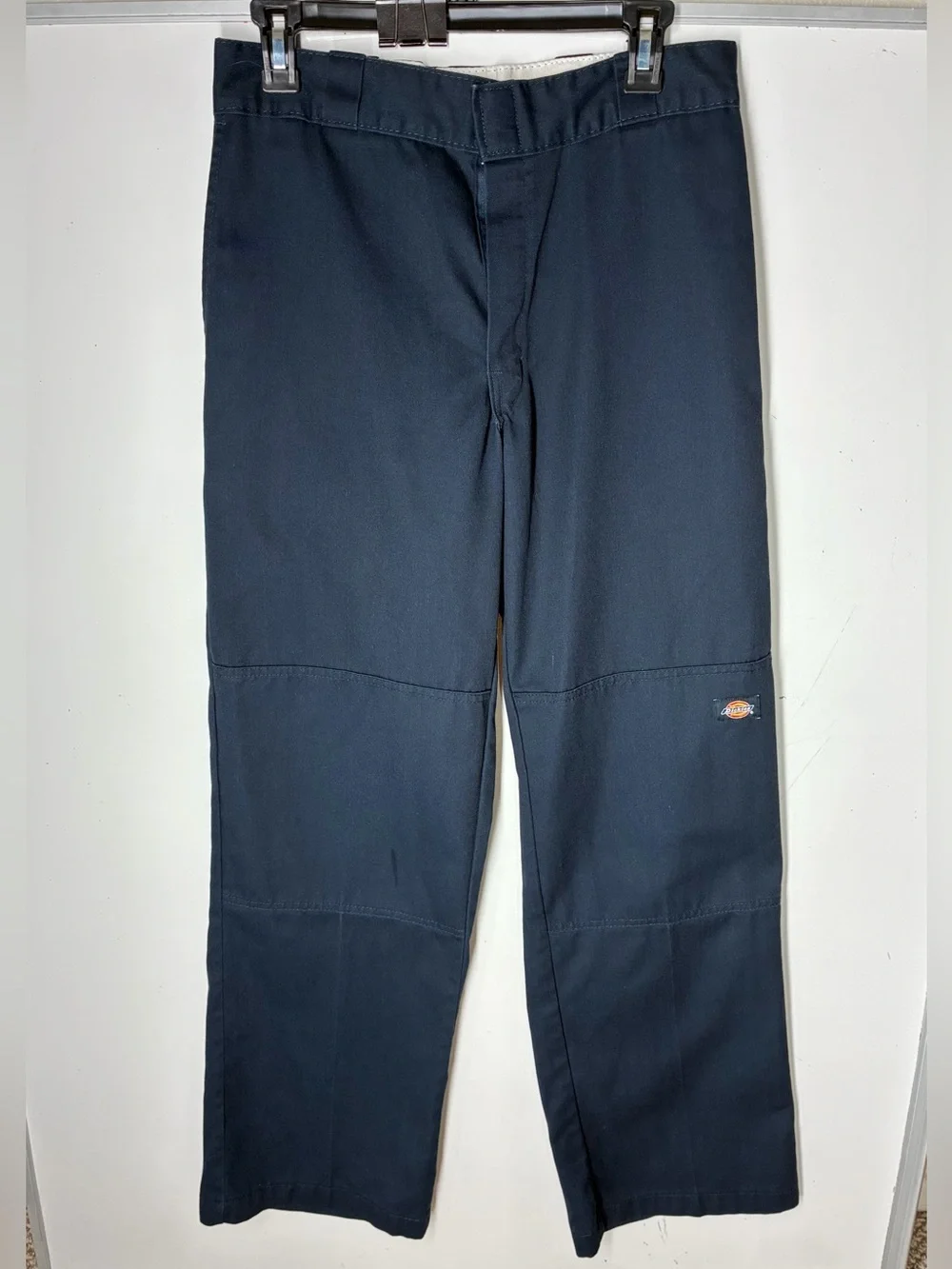 Dickies Men's Dark Navy Work Pants, size 31x32, Loose Fit